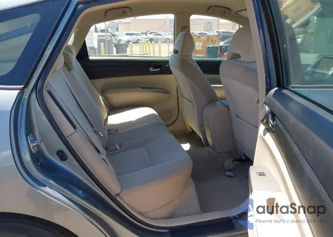 2005 Toyota Prius from USA, damaged, VIN JTDKB20U153089813